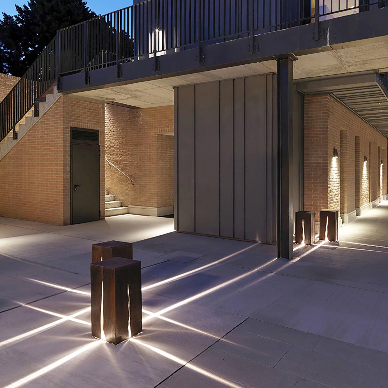 crack-cube-outdoor-light-anzaz--3