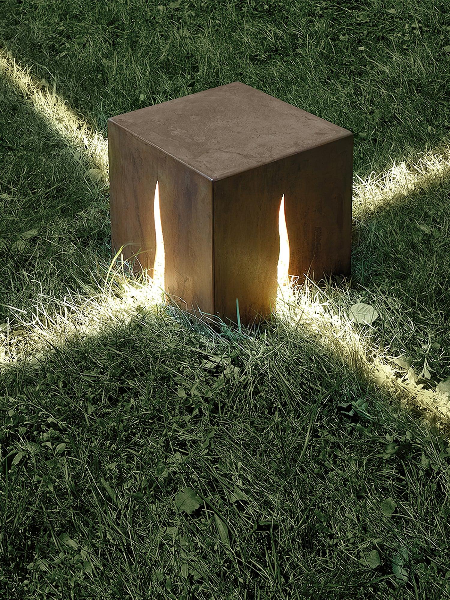 crack-cube-outdoor-light-anzaz--5