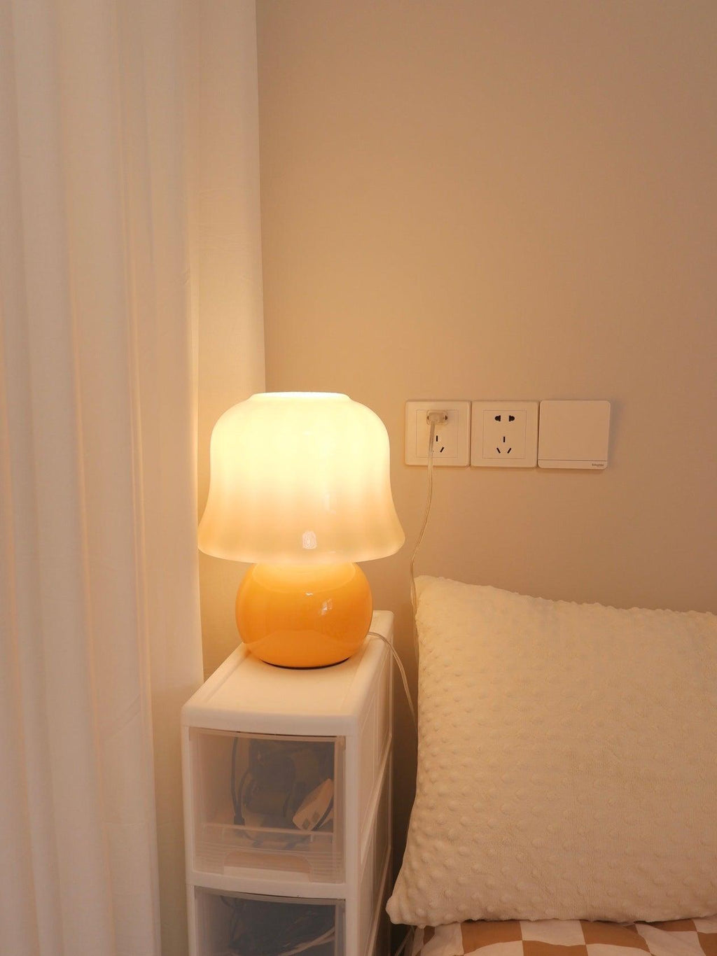 creamy-mushroom-table-lamp-anzaz--20