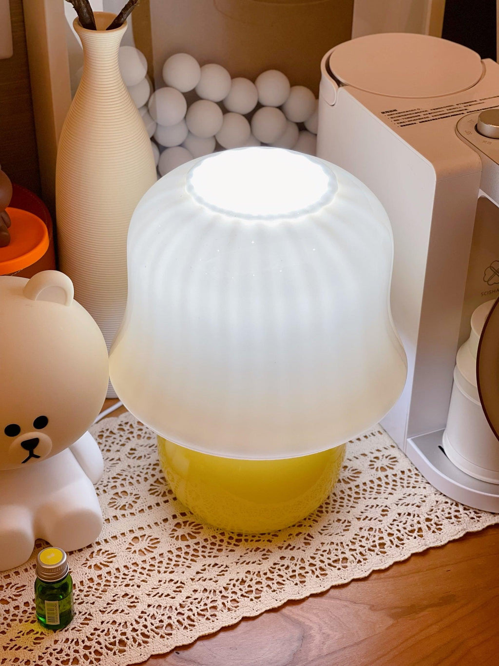 creamy-mushroom-table-lamp-anzaz--24