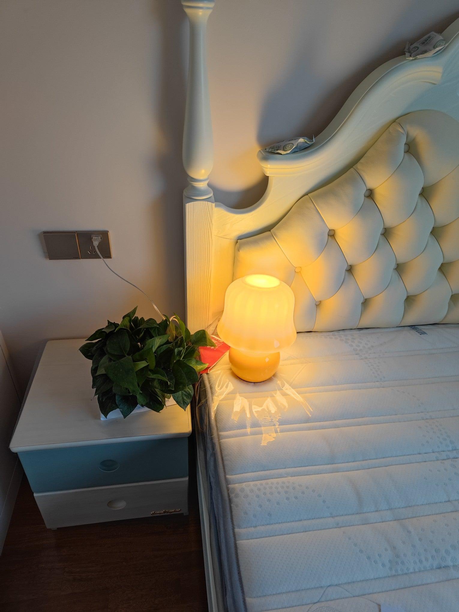 creamy-mushroom-table-lamp-anzaz--35