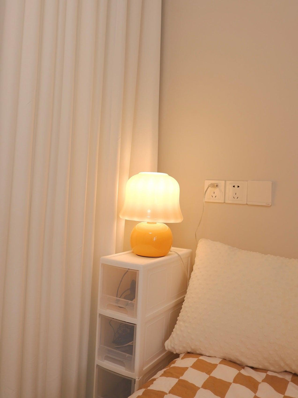 creamy-mushroom-table-lamp-anzaz--36