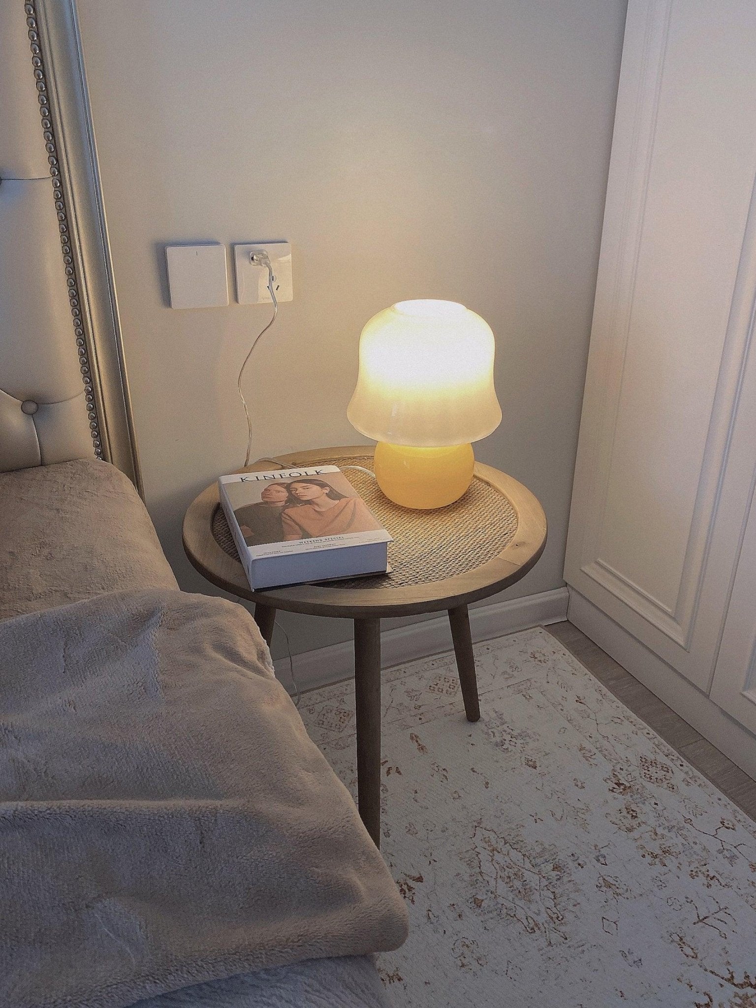 creamy-mushroom-table-lamp-anzaz--38