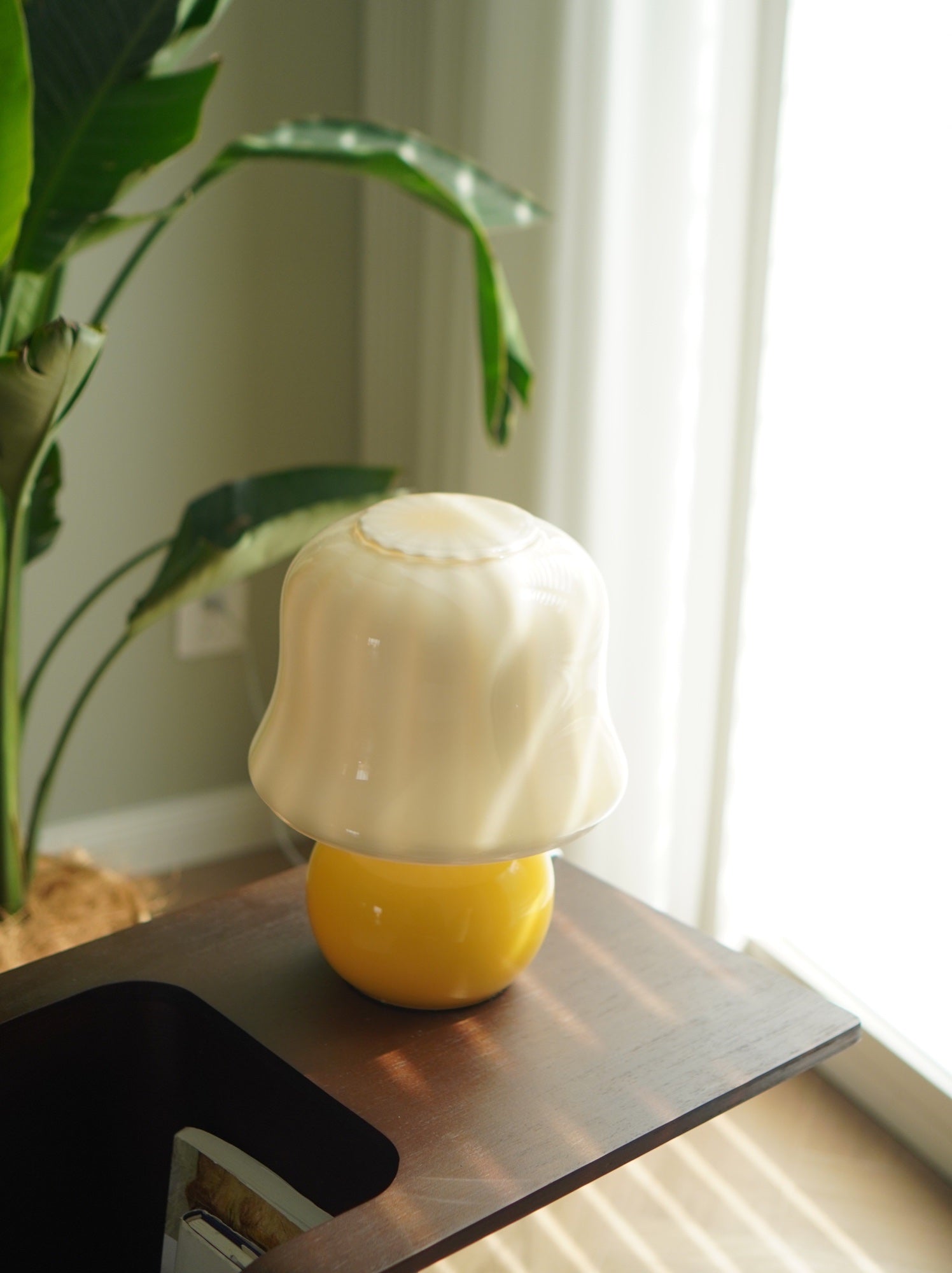 creamy-mushroom-table-lamp-anzaz--59