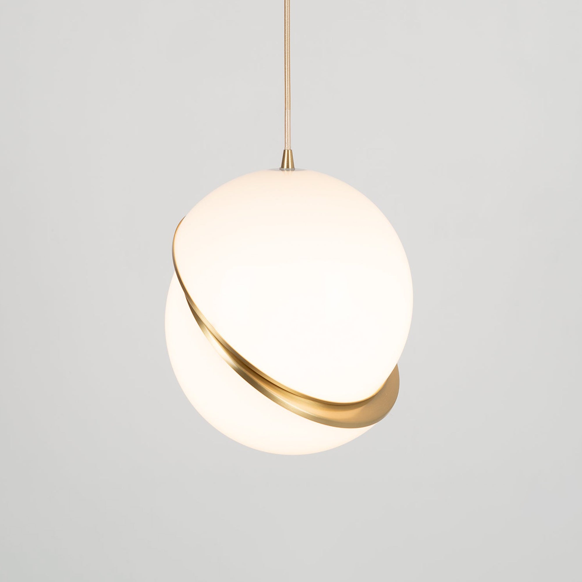 crescent-pendant-lamp-anzaz--77