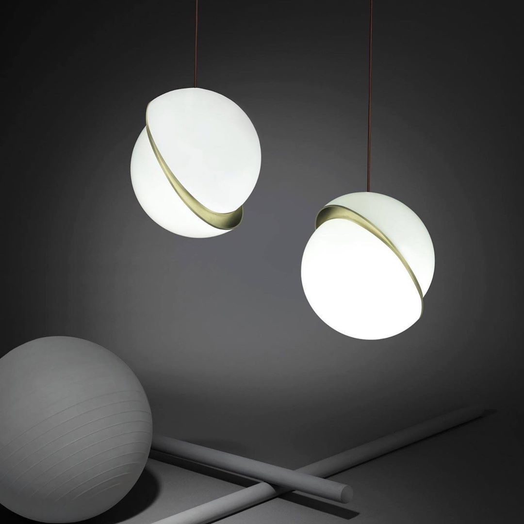 crescent-pendant-lamp-anzaz-Gold & White-5