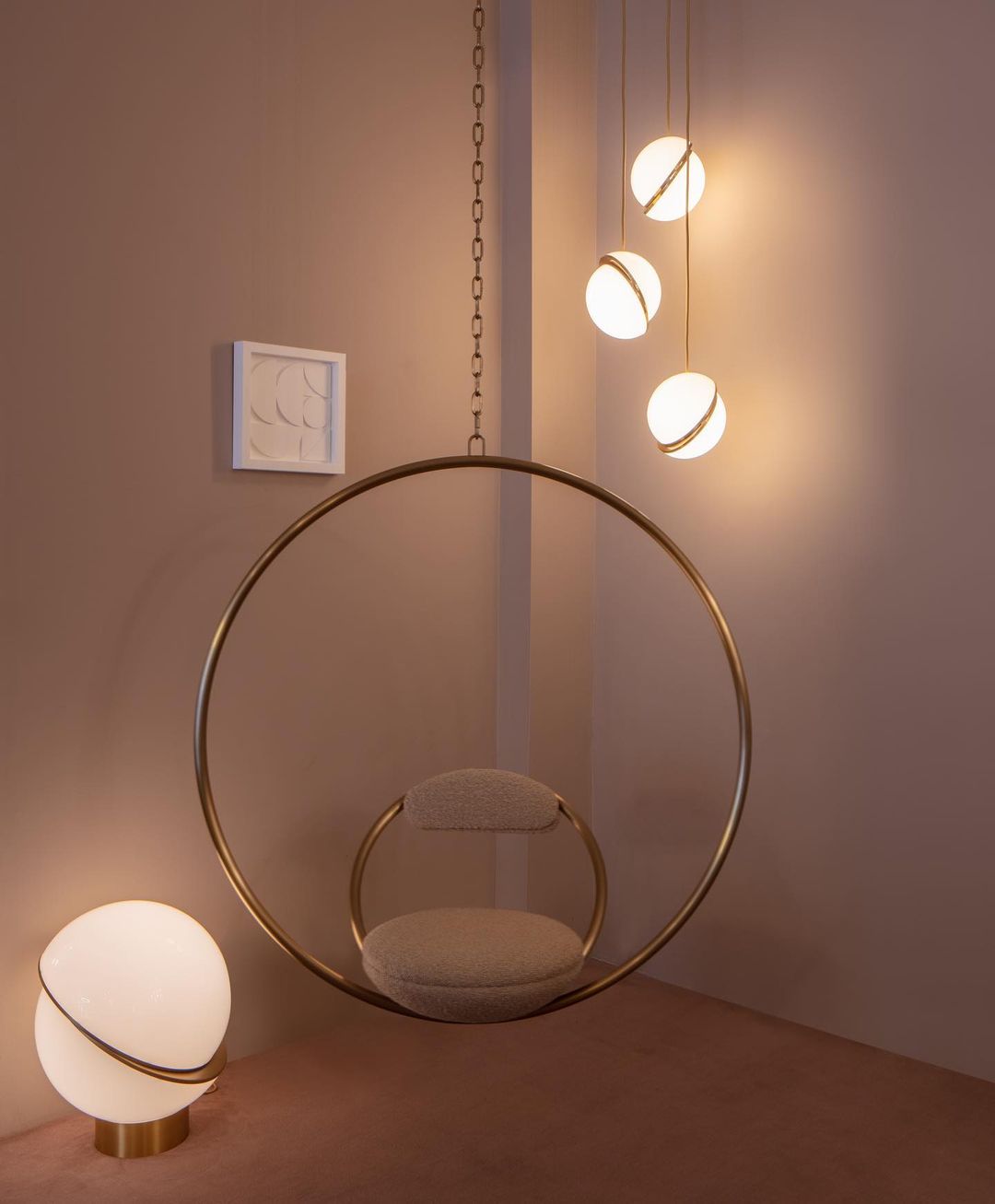 crescent-pendant-lamp-anzaz--71