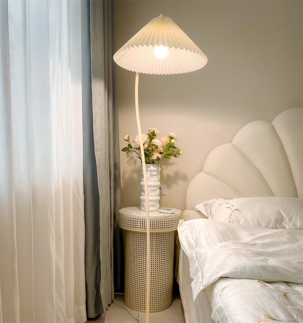 crescini-pleated-floor-lamp-anzaz--33