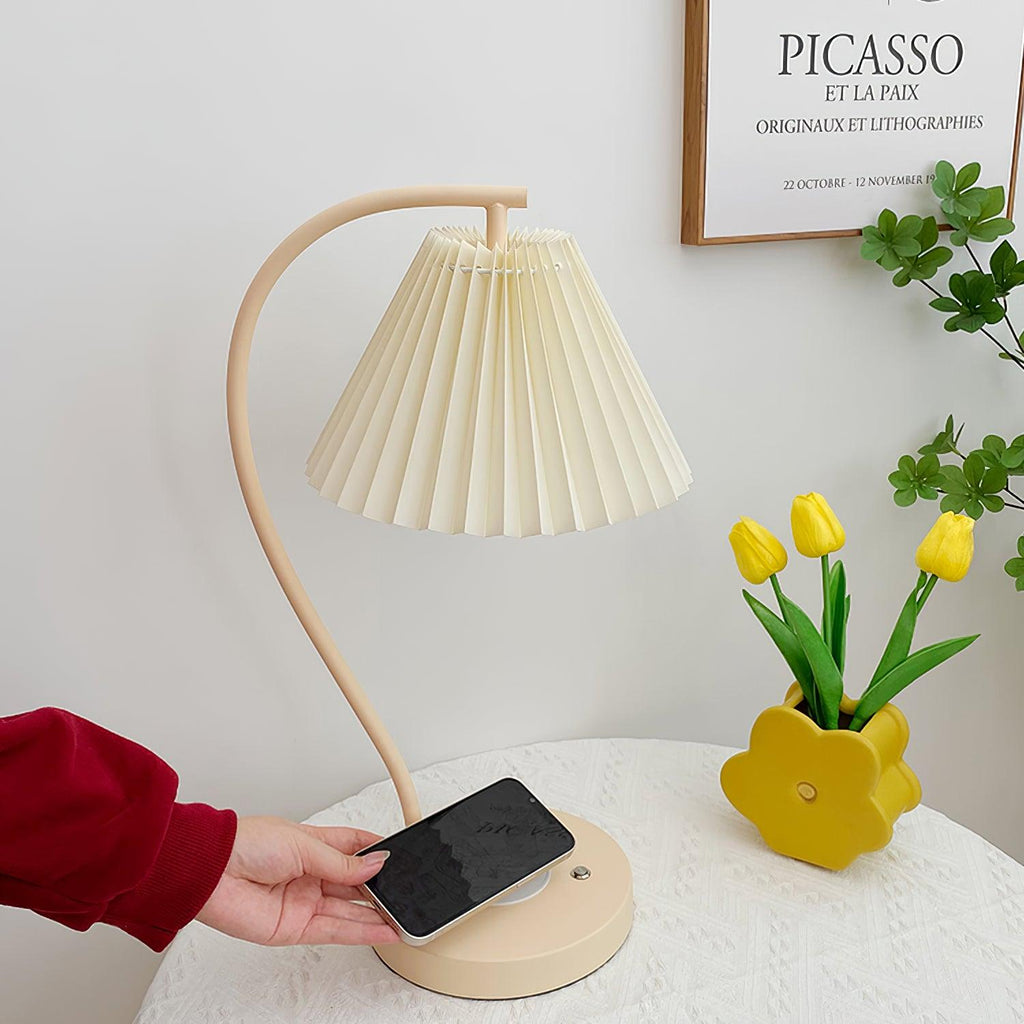 crescini-pleated-table-lamp-anzaz--18