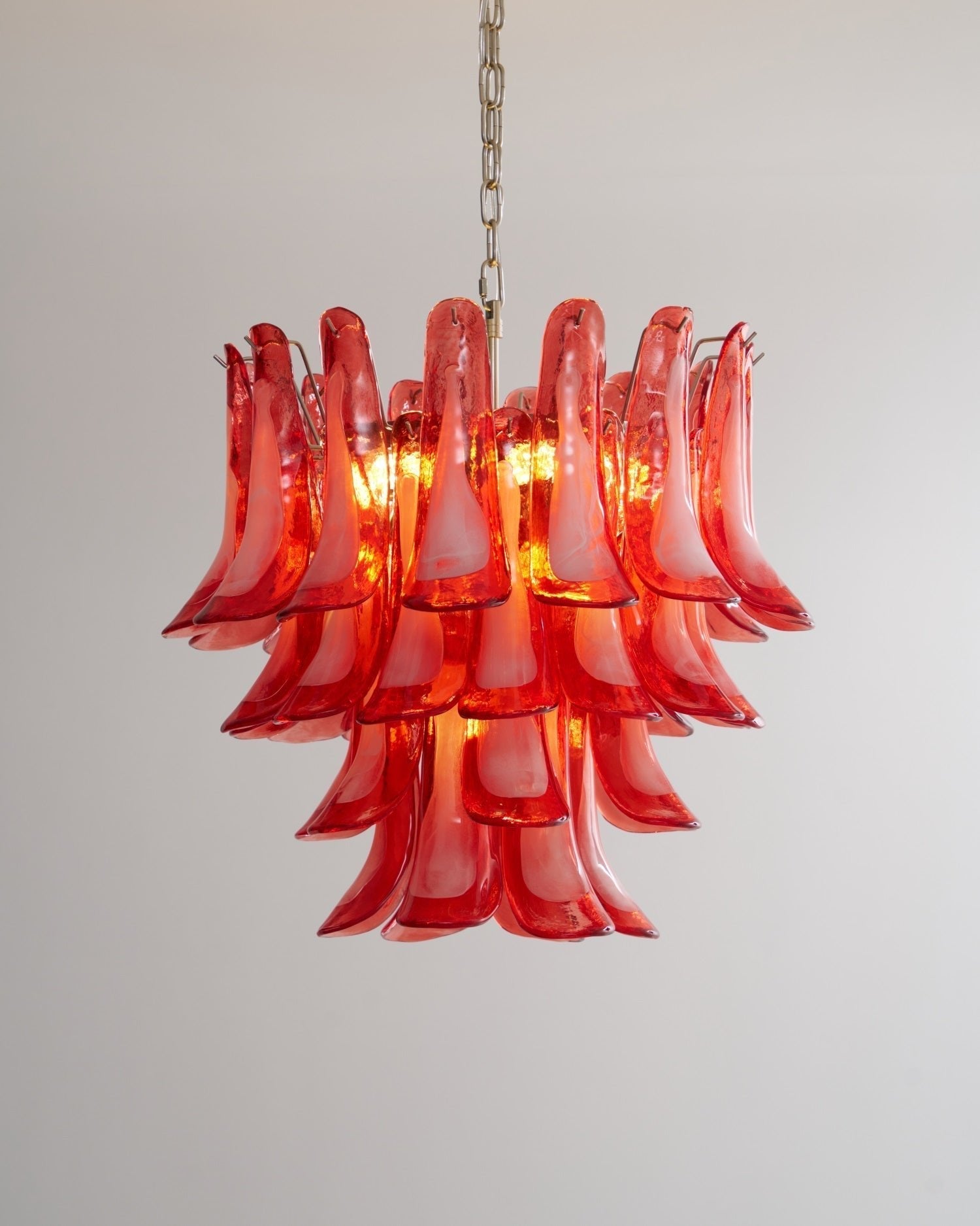 crimson-glass-murano-petals-chandelier-anzaz--15