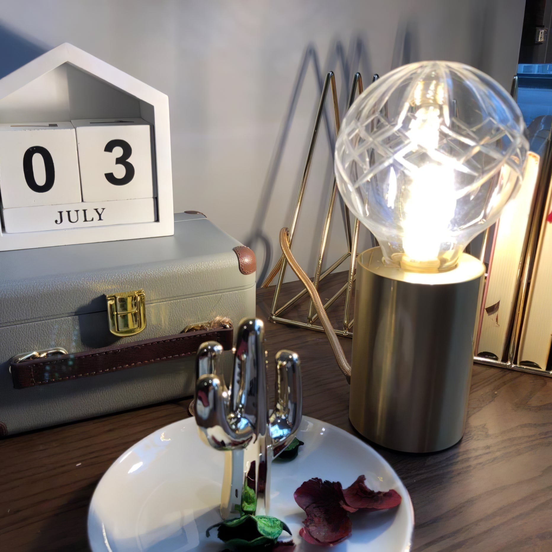crystal-bulb-table-lamp-anzaz--40