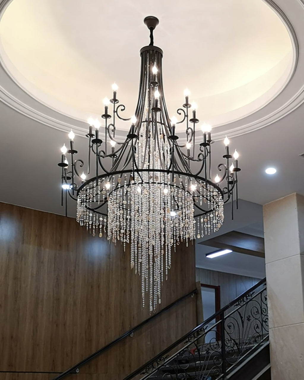 tatum-lux-shell-crystal-chandelier-anzaz--16