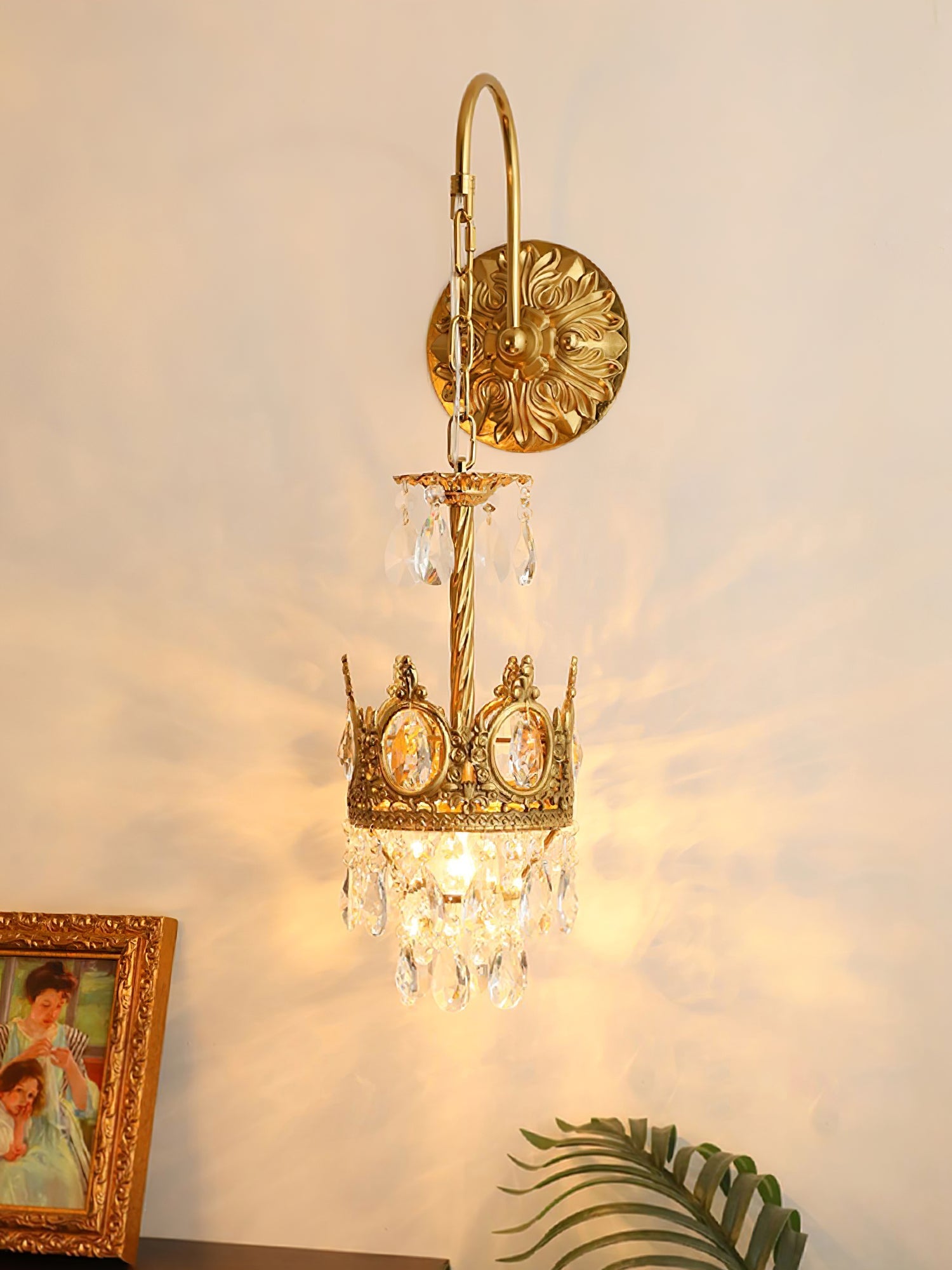 crystal-crown-wall-light-anzaz--32