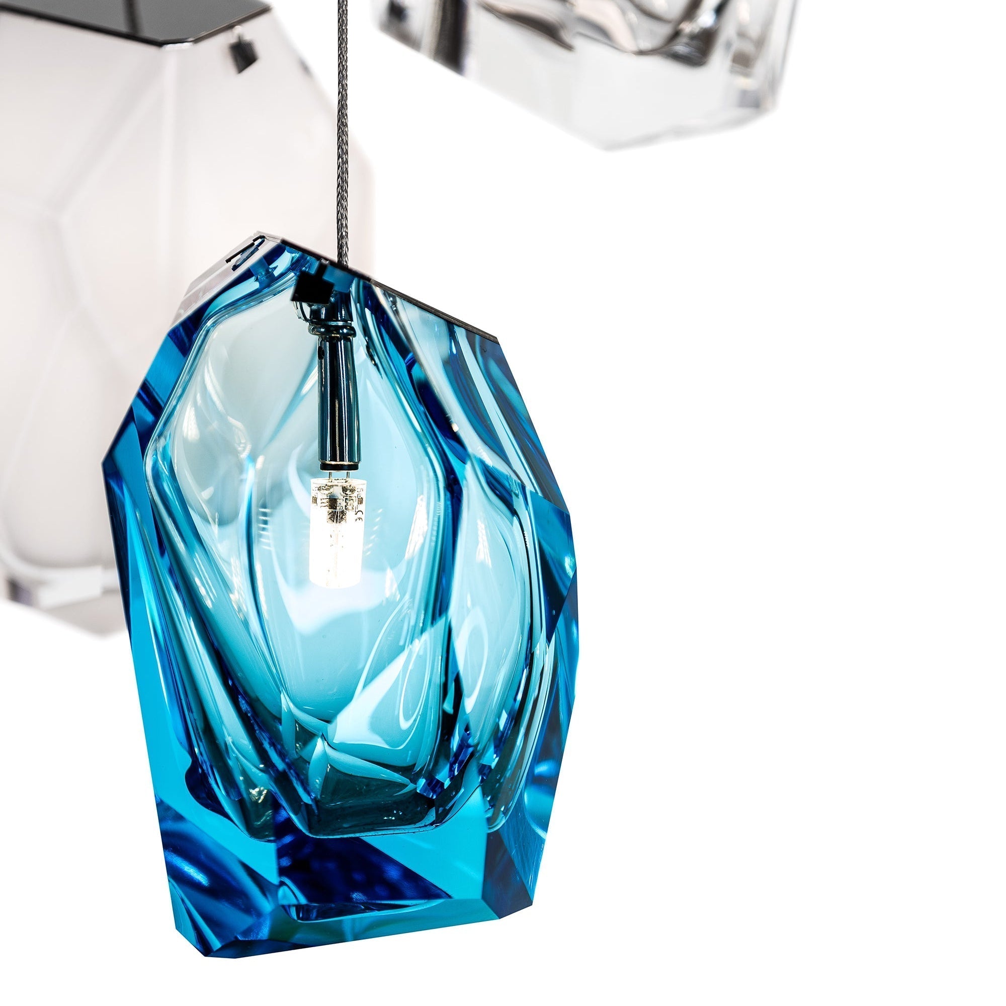 crystal-rock-cluster-pendant-light-anzaz--26