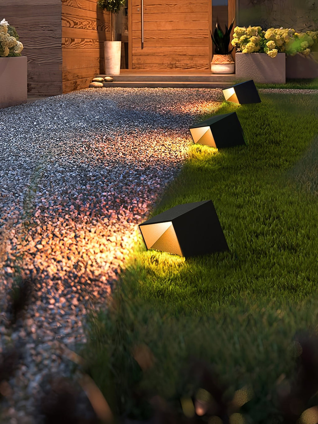cube-garden-solar-outdoor-light-anzaz--3
