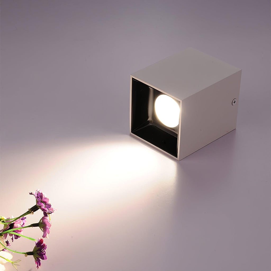 cube-spotlight-anzaz-White-7
