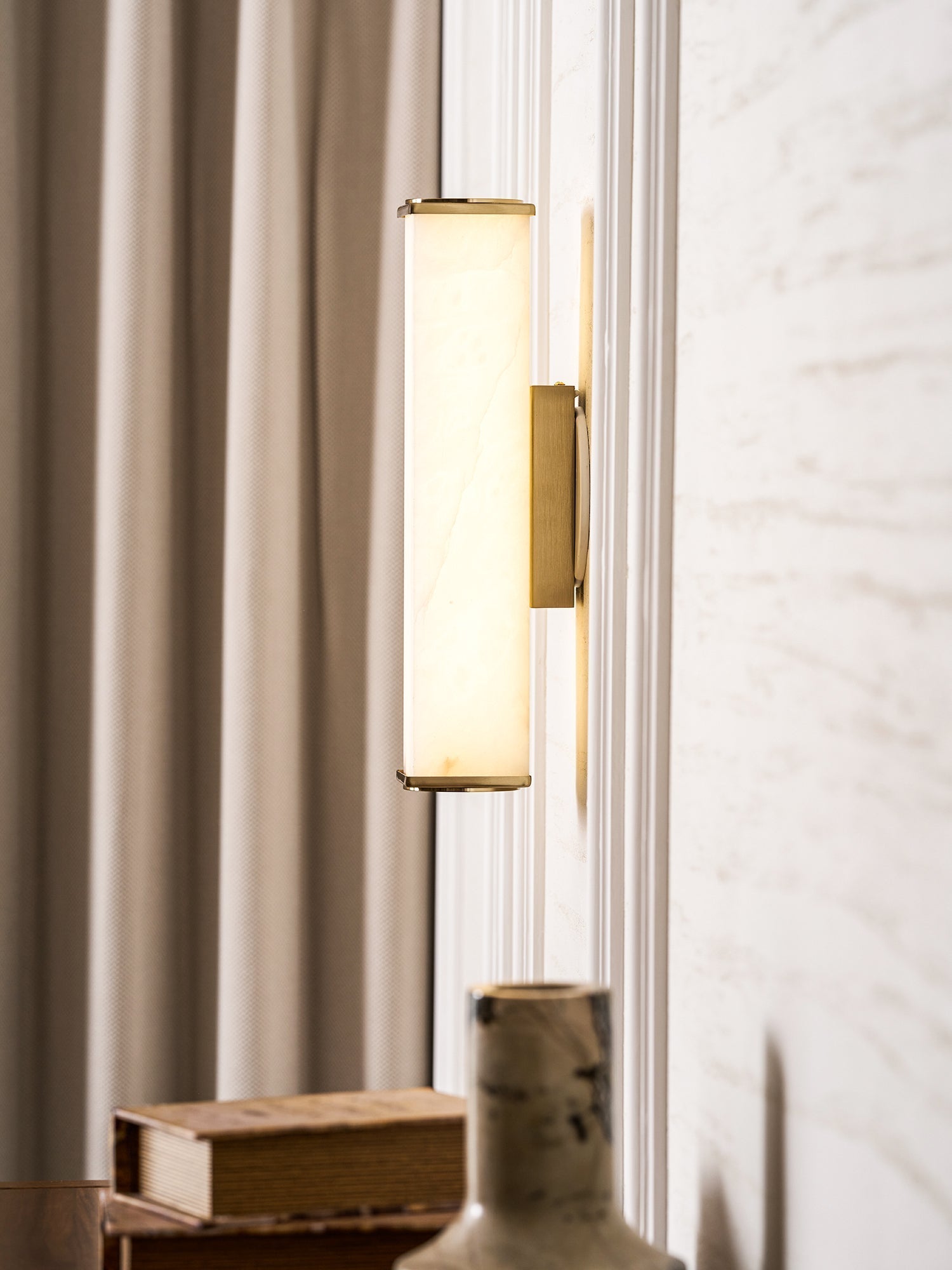cuboid-alabaster-wall-light-anzaz--32
