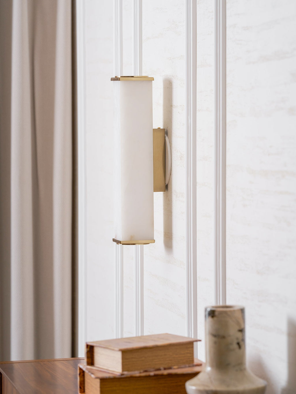 cuboid-alabaster-wall-light-anzaz--37