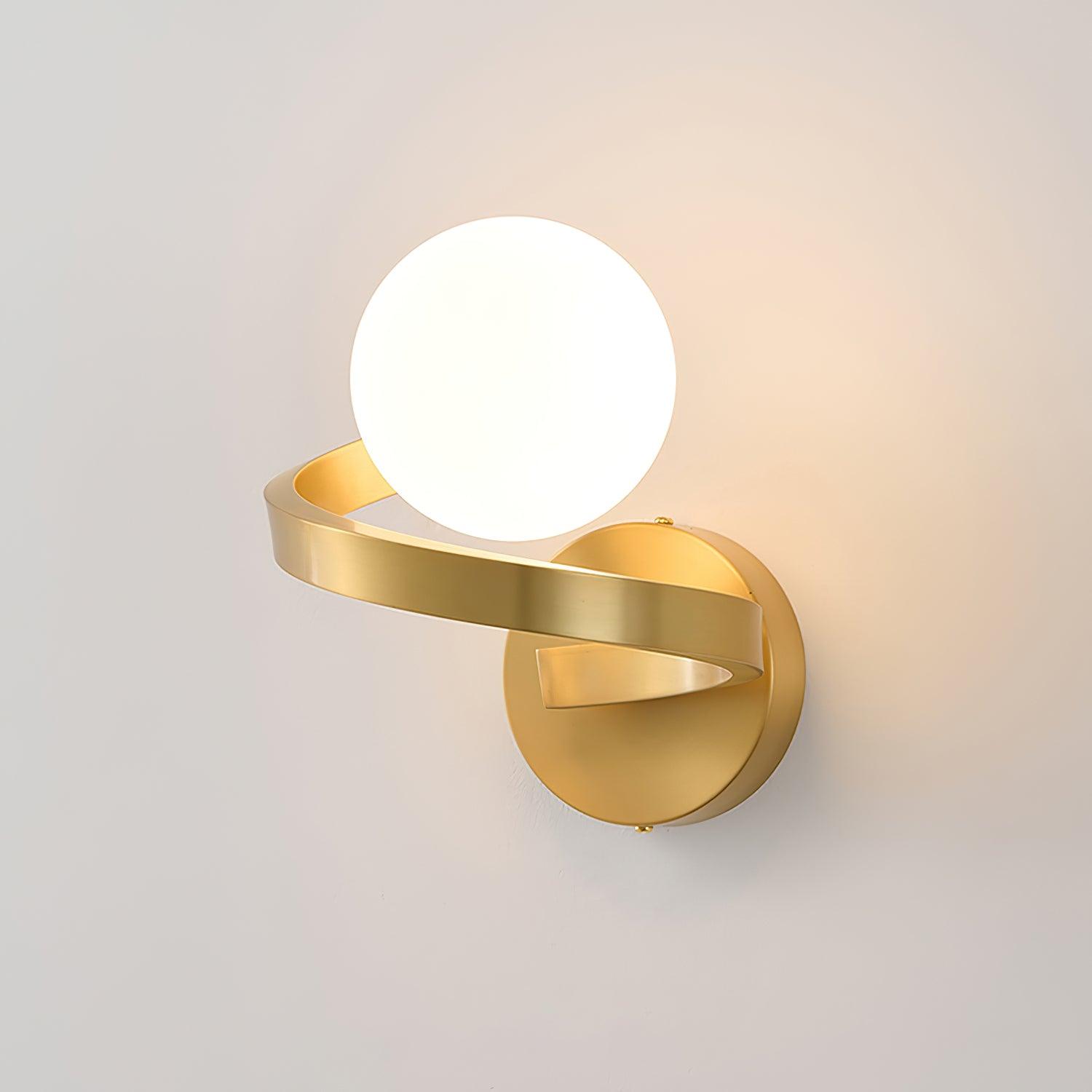 curved-brass-wall-lamp-anzaz--11