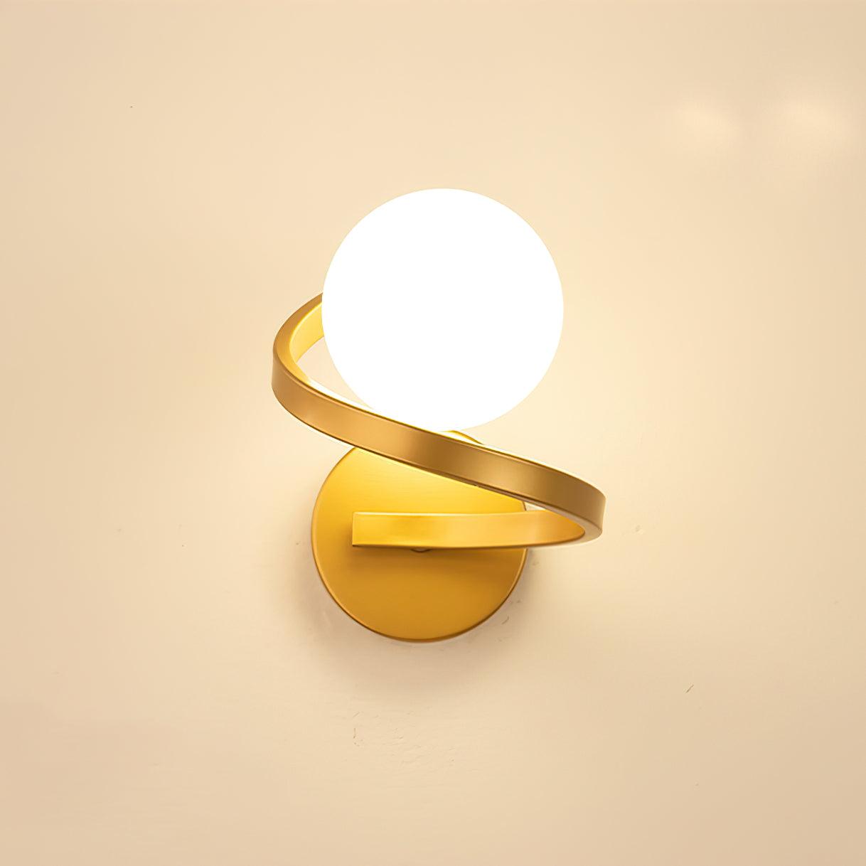 curved-brass-wall-lamp-anzaz--9