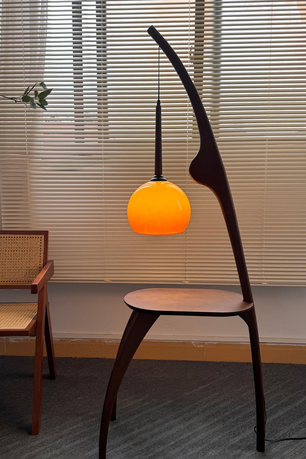 curved-mantis-arm-floor-lamp-anzaz--9