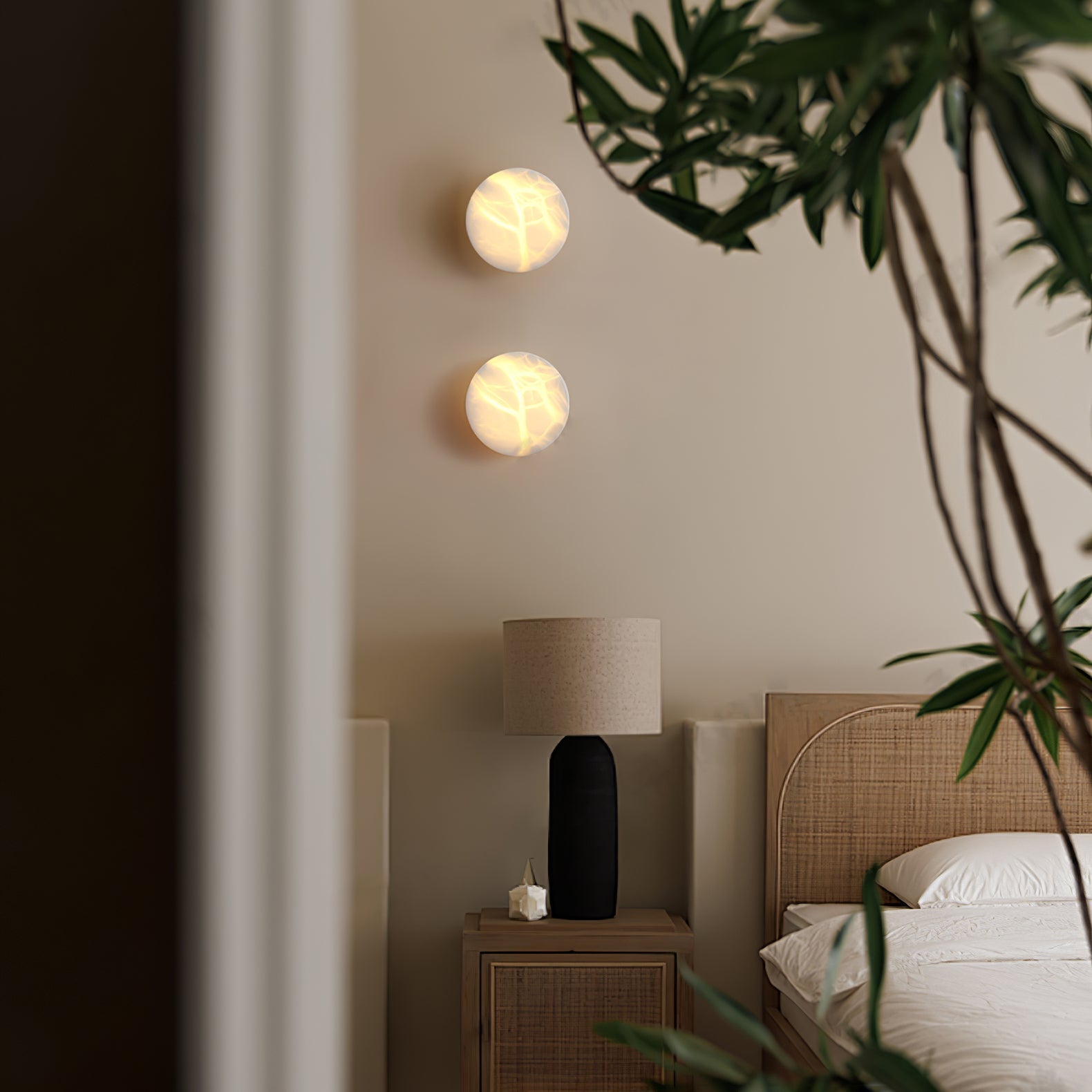 cylindrical-alabaster-wall-light-anzaz--11
