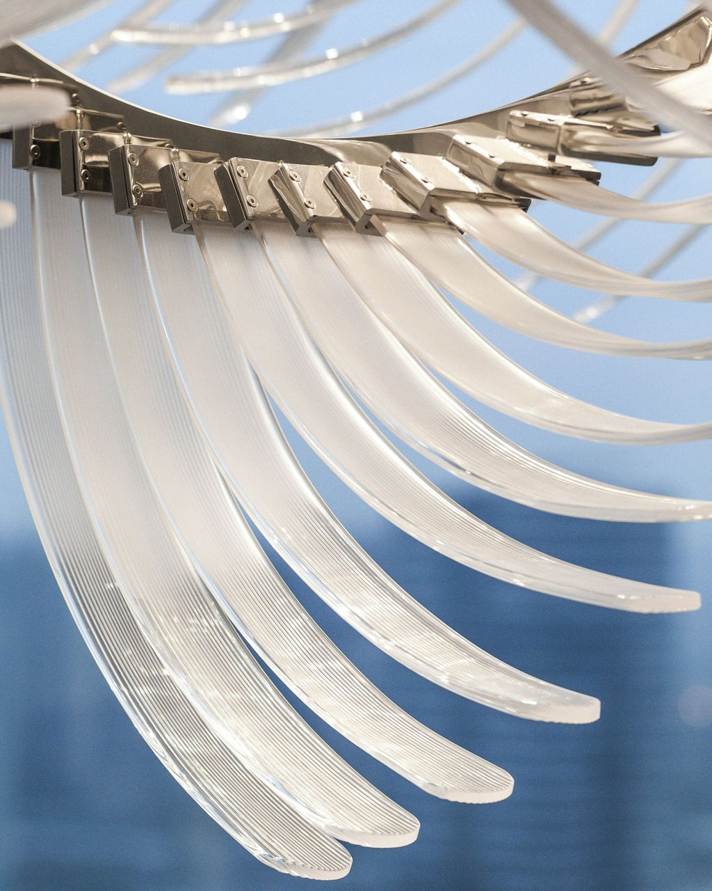 bird-feather-wings-chandelier-anzaz--7