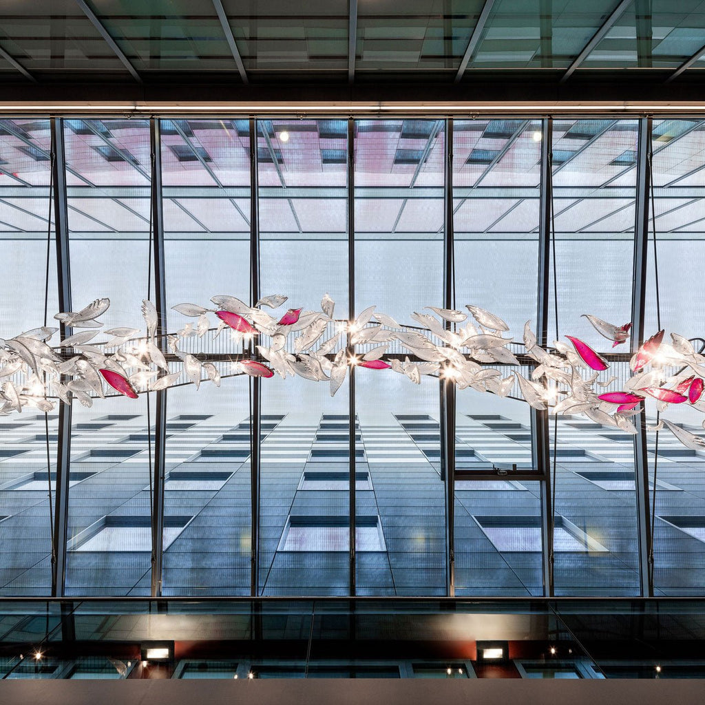 flying-glass-feather-chandelier-anzaz--19