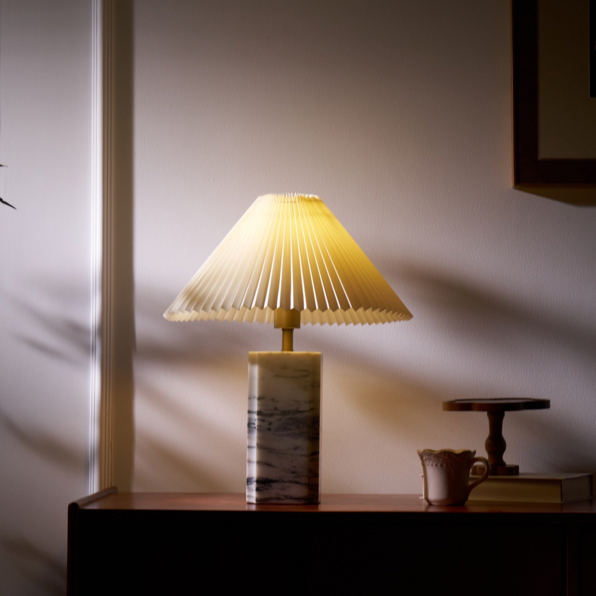 bianca-marble-table-lamp-anzaz--35
