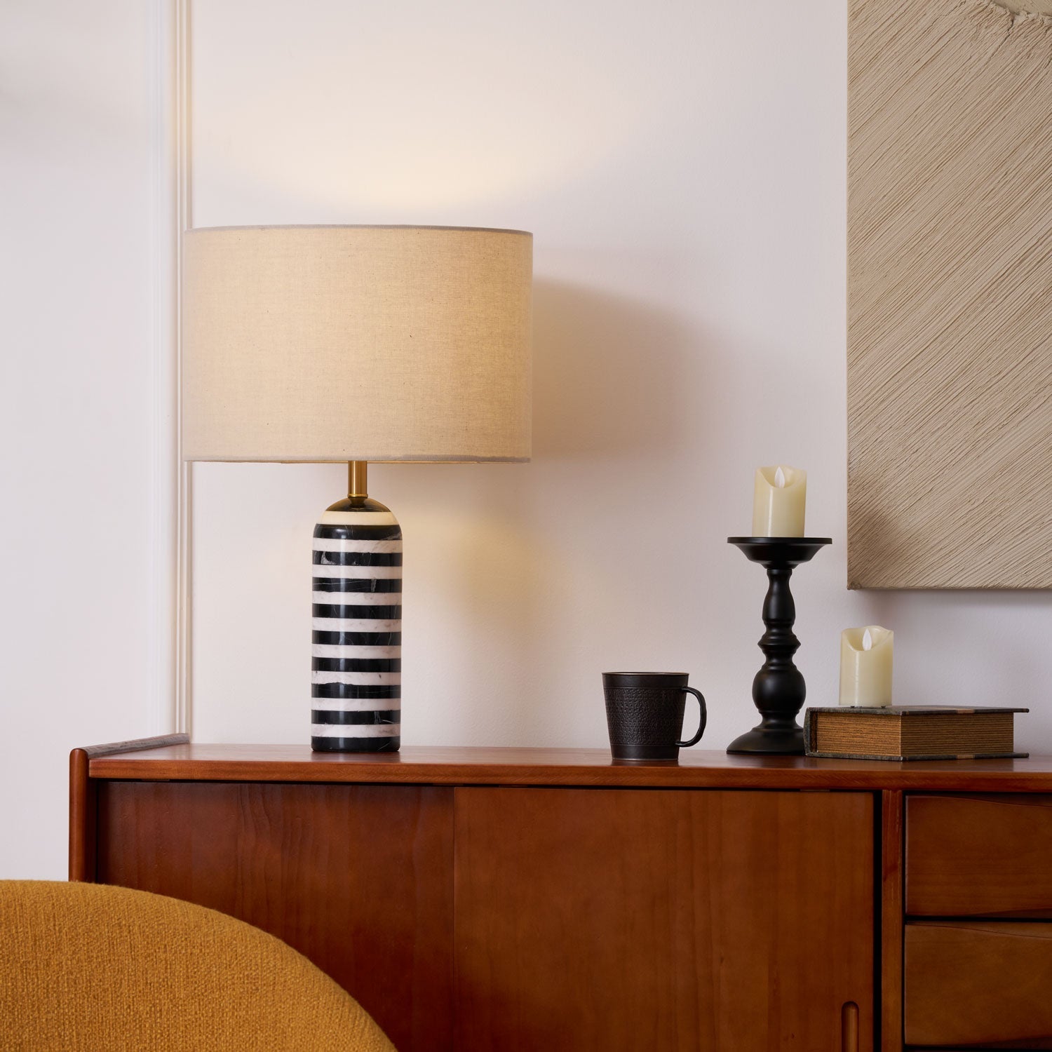 tuxedo-marble-table-lamp-anzaz--22