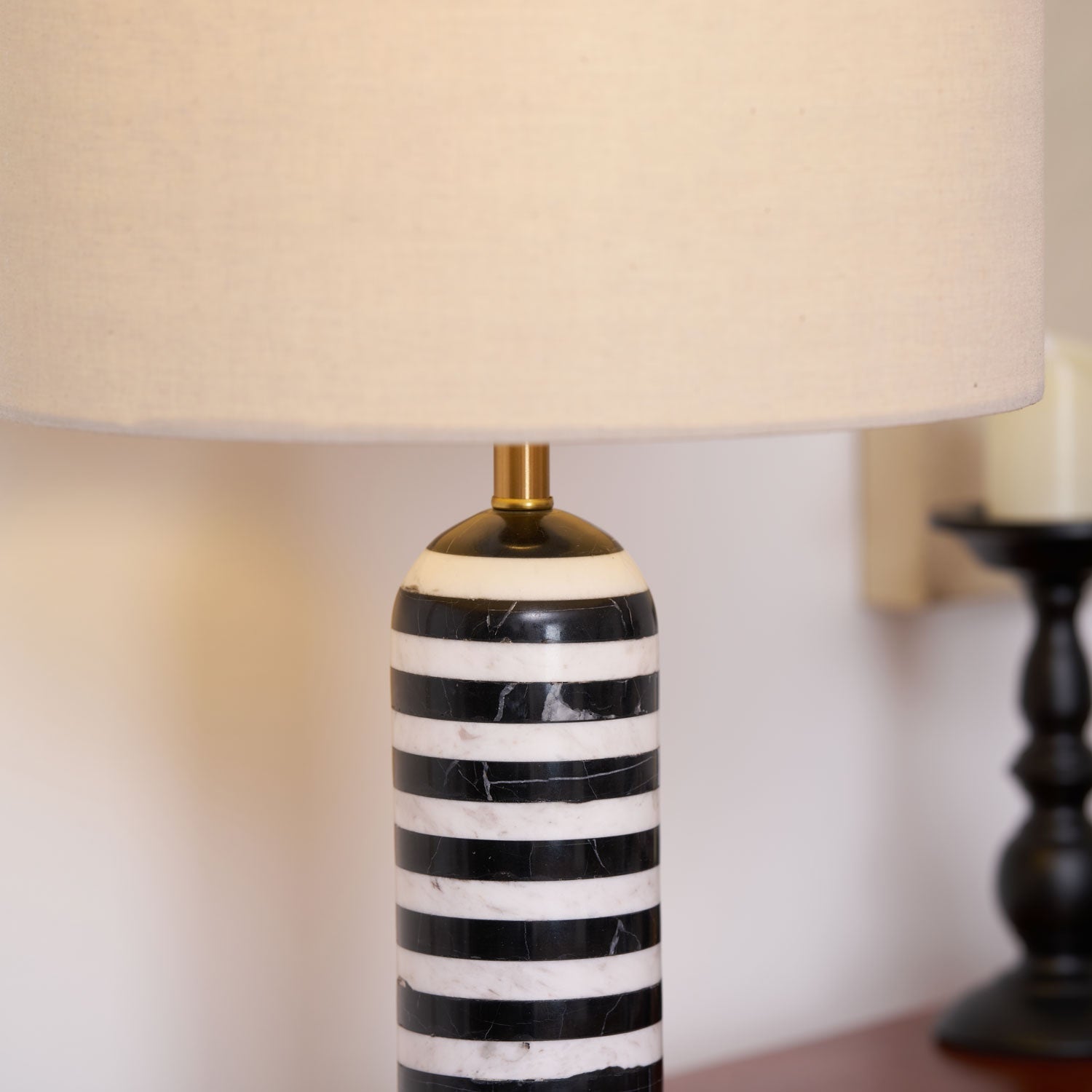tuxedo-marble-table-lamp-anzaz--24