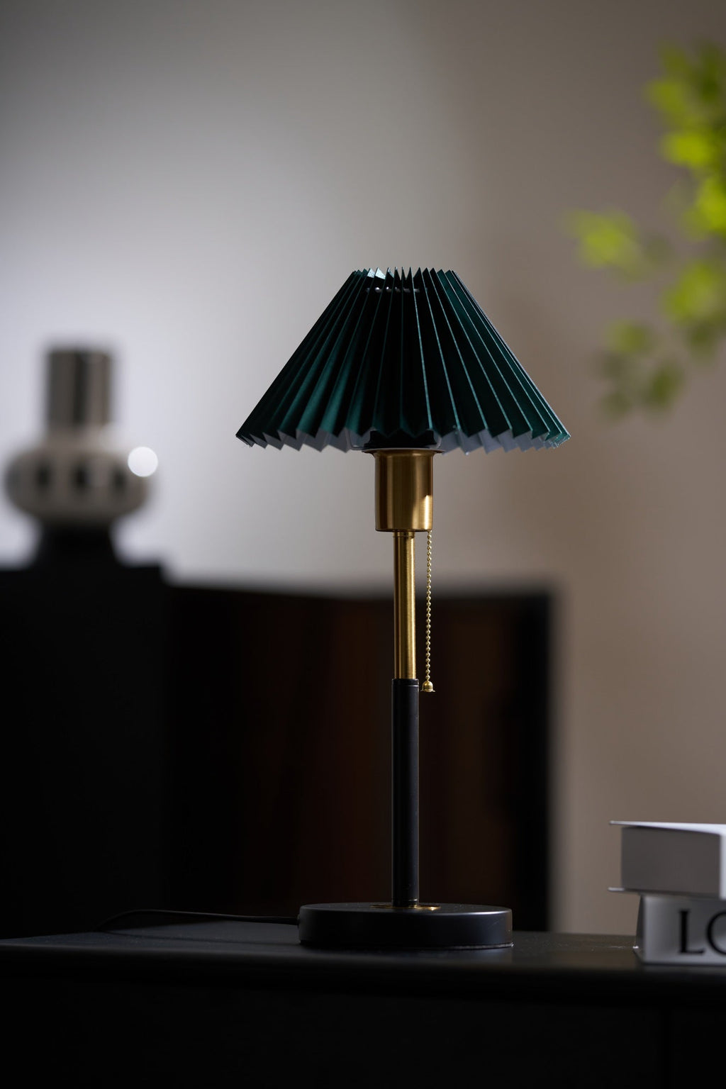 lumi-pleated-table-lamp-anzaz--14