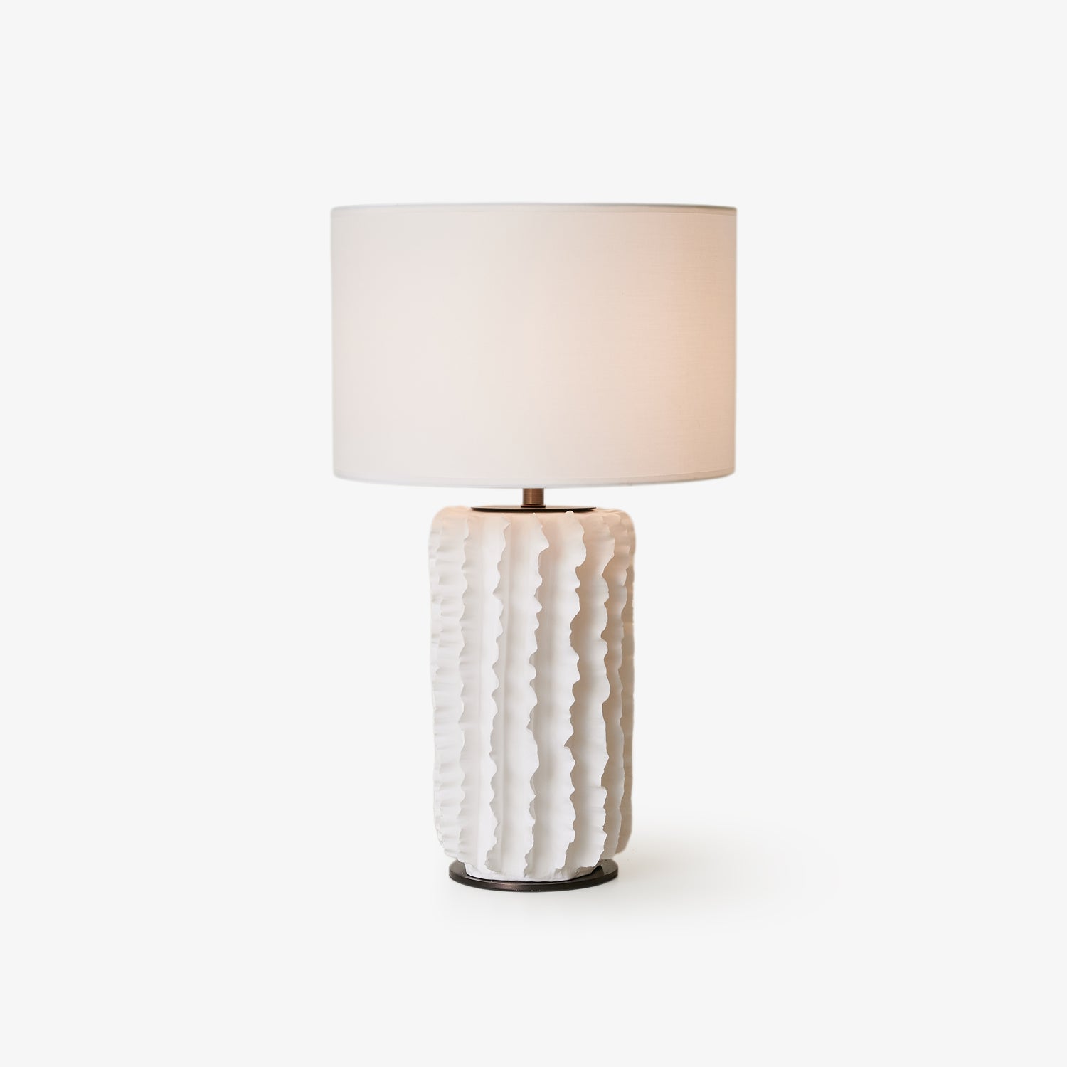arroyo-sculpted-ceramic-table-lamp-anzaz--10