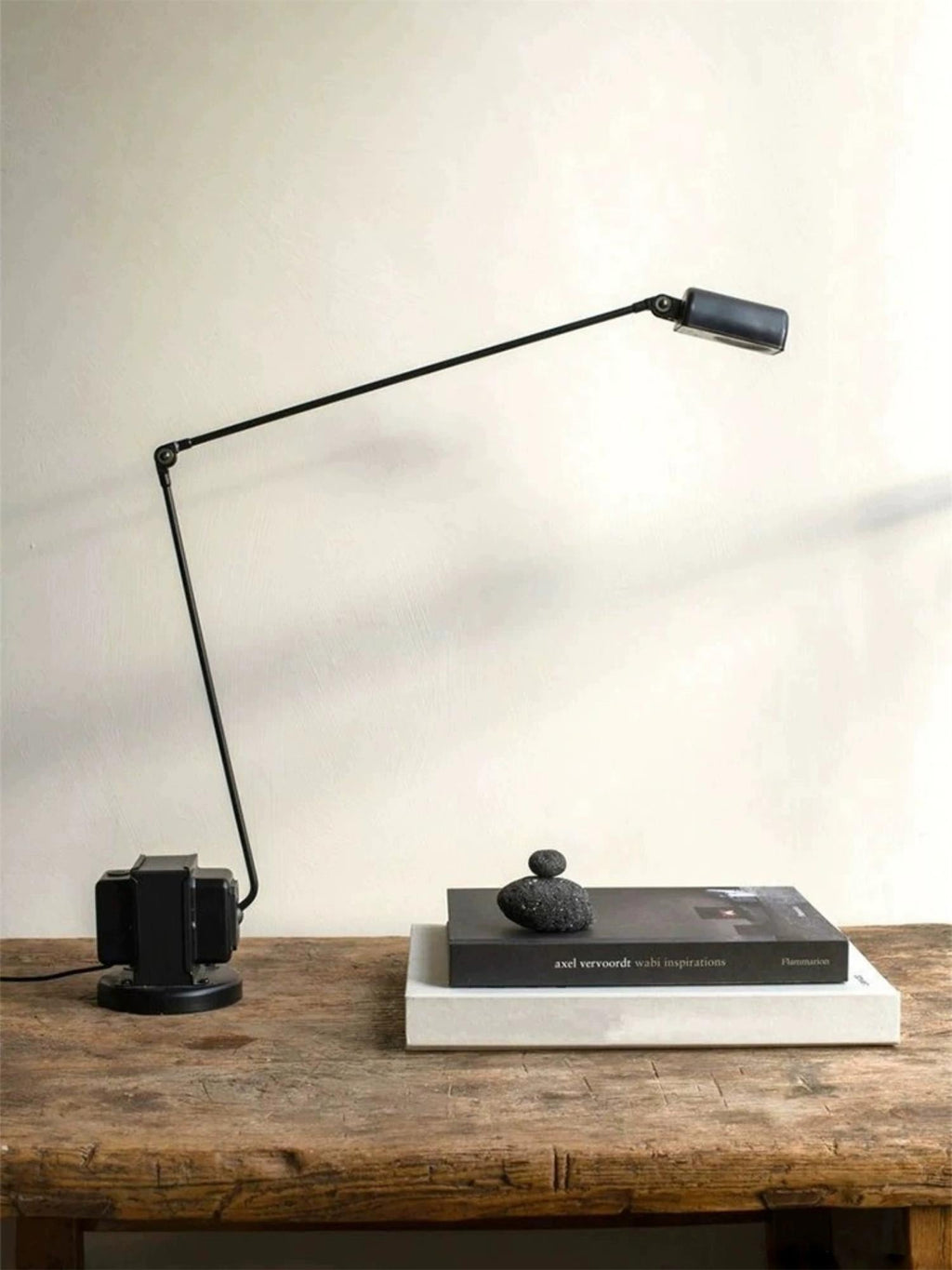 dynamo-table-lamp-anzaz--69
