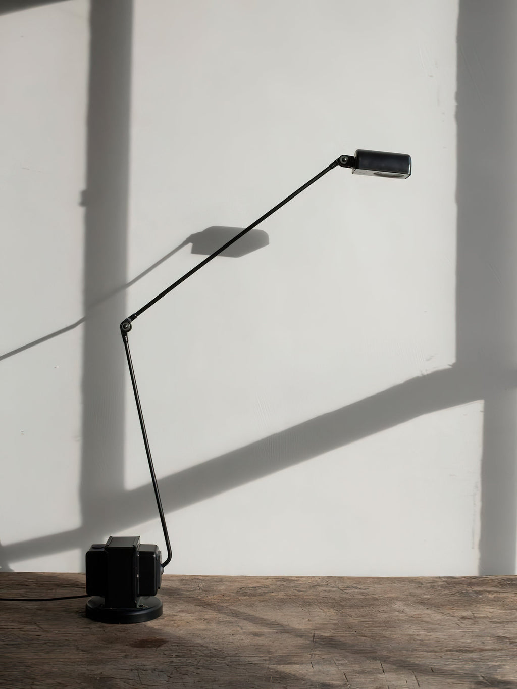 dynamo-table-lamp-anzaz--78