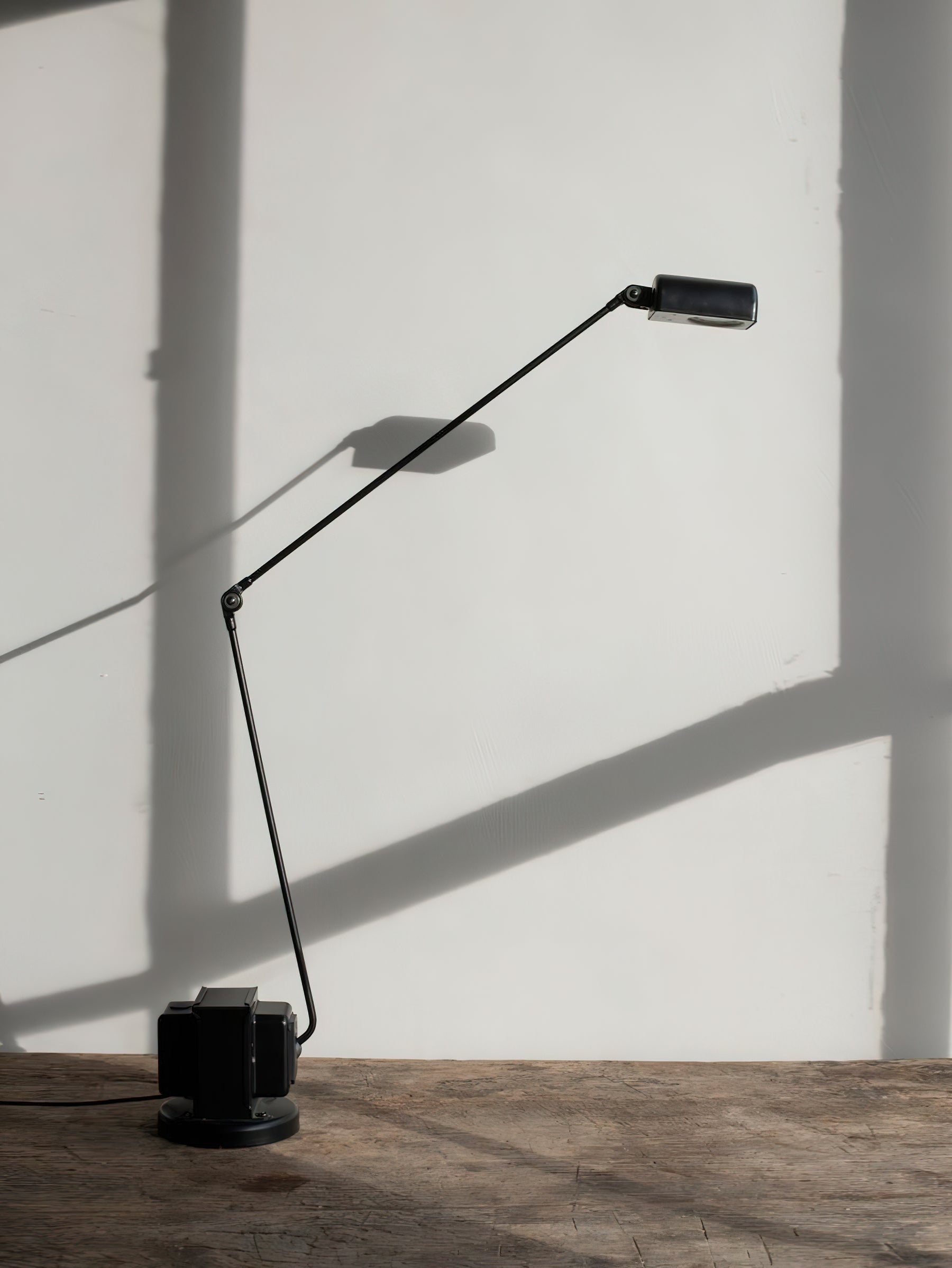 dynamo-table-lamp-anzaz--78