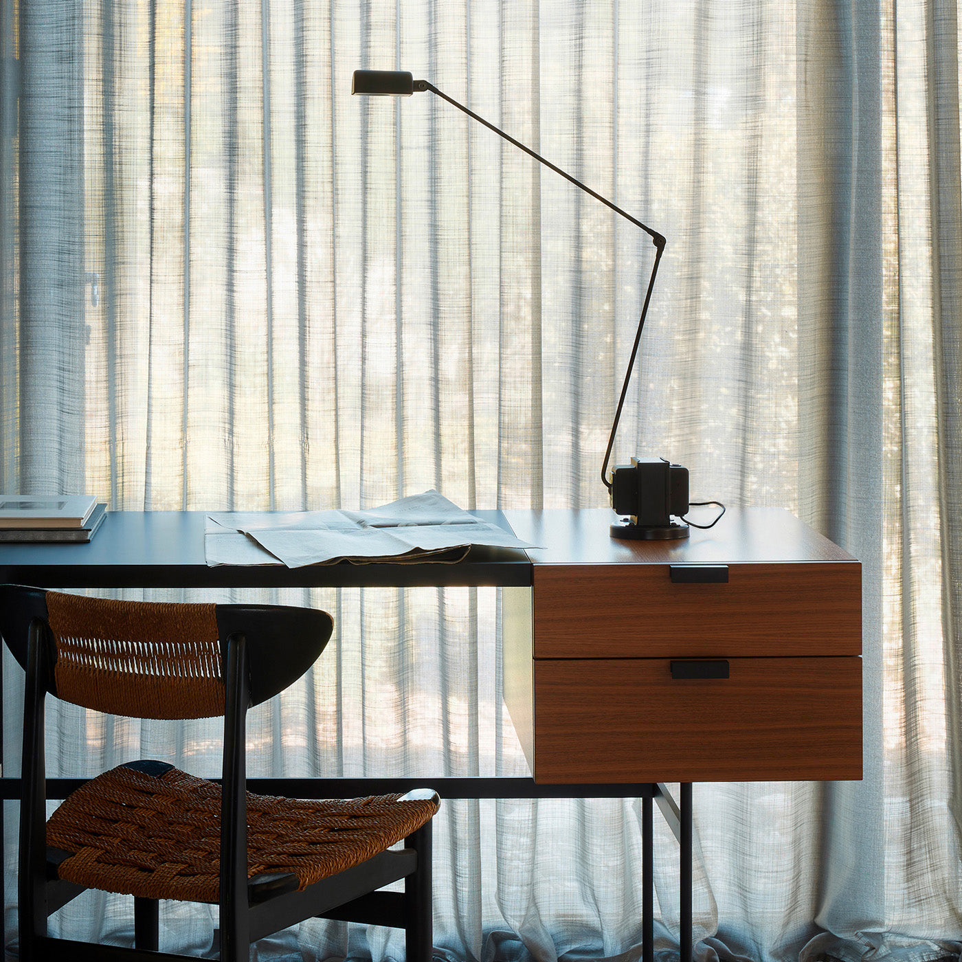 dynamo-table-lamp-anzaz--82