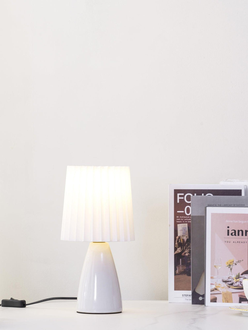 delilah-table-lamp-anzaz--7