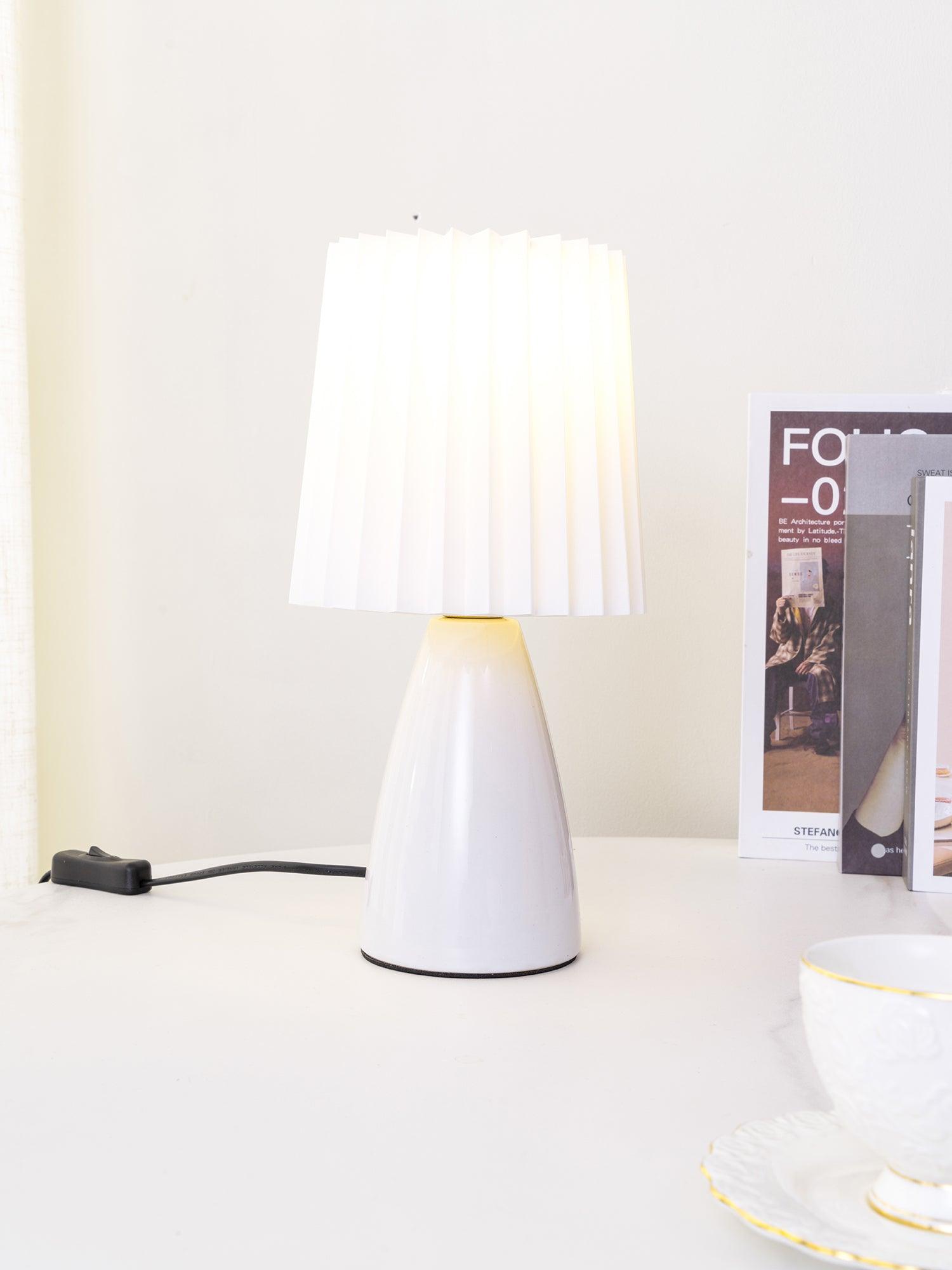 delilah-table-lamp-anzaz-White-2