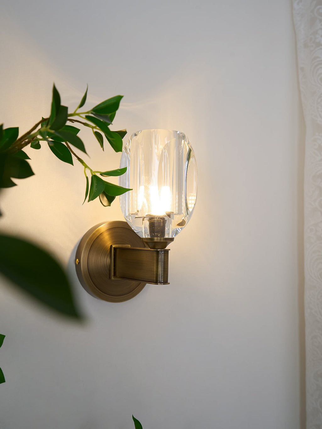 diamond-crystal-sconce-anzaz--21
