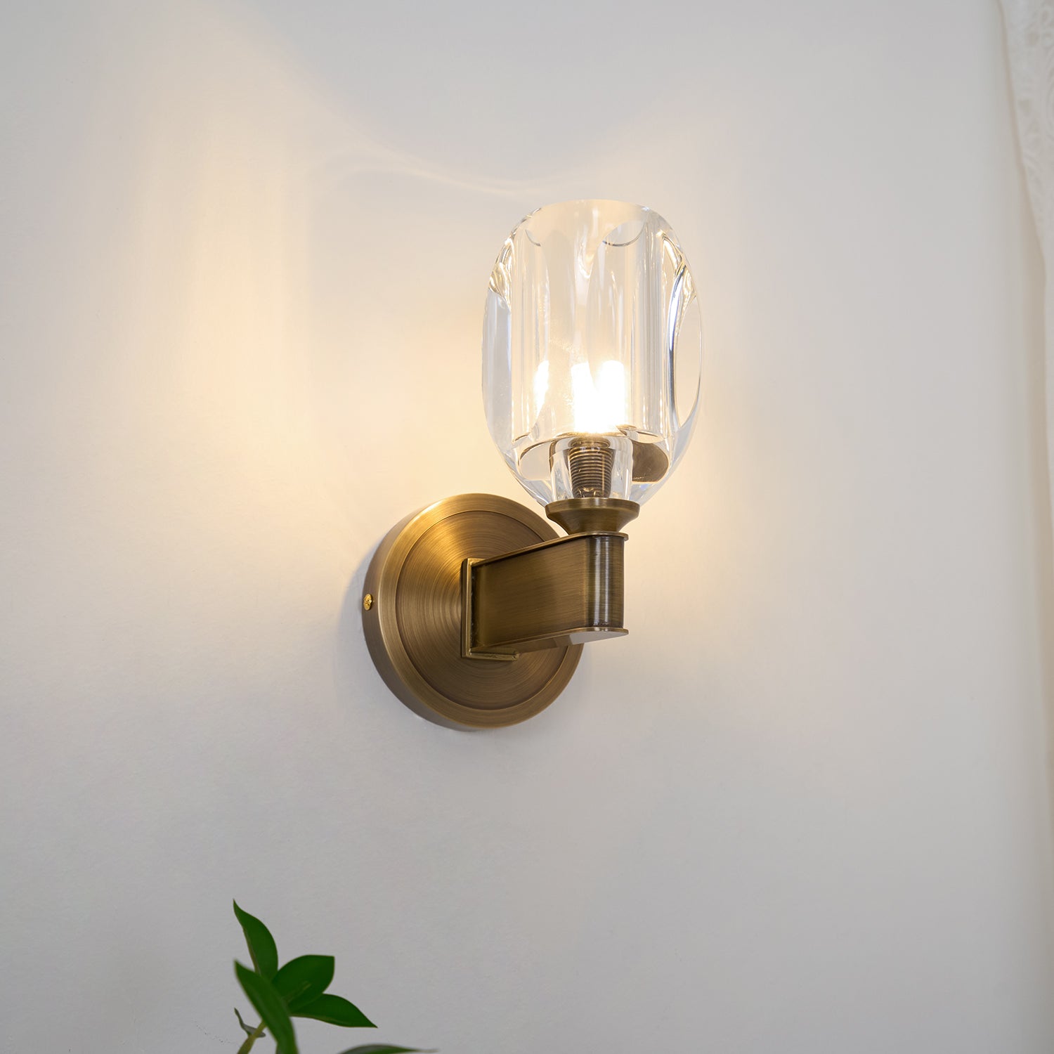 diamond-crystal-sconce-anzaz--16