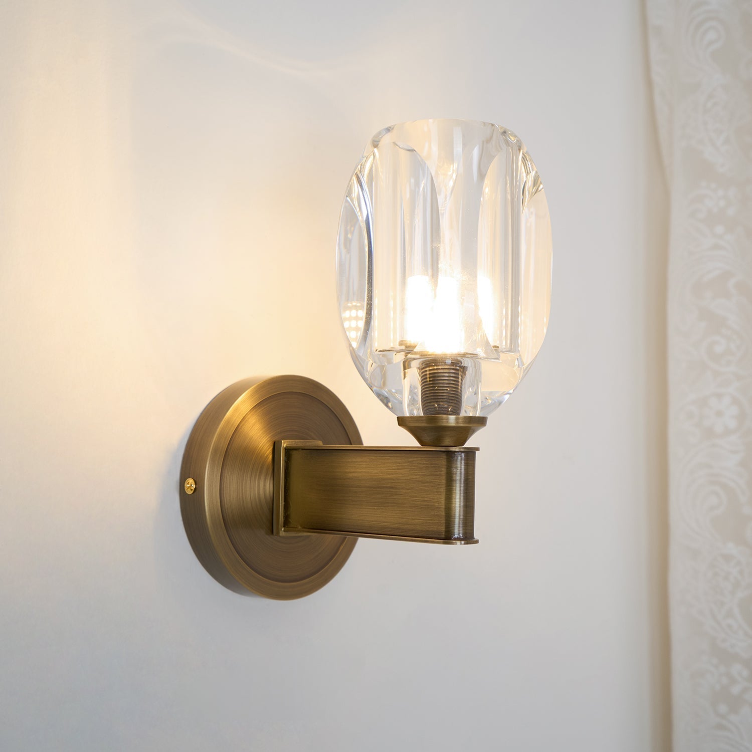 diamond-crystal-sconce-anzaz--17