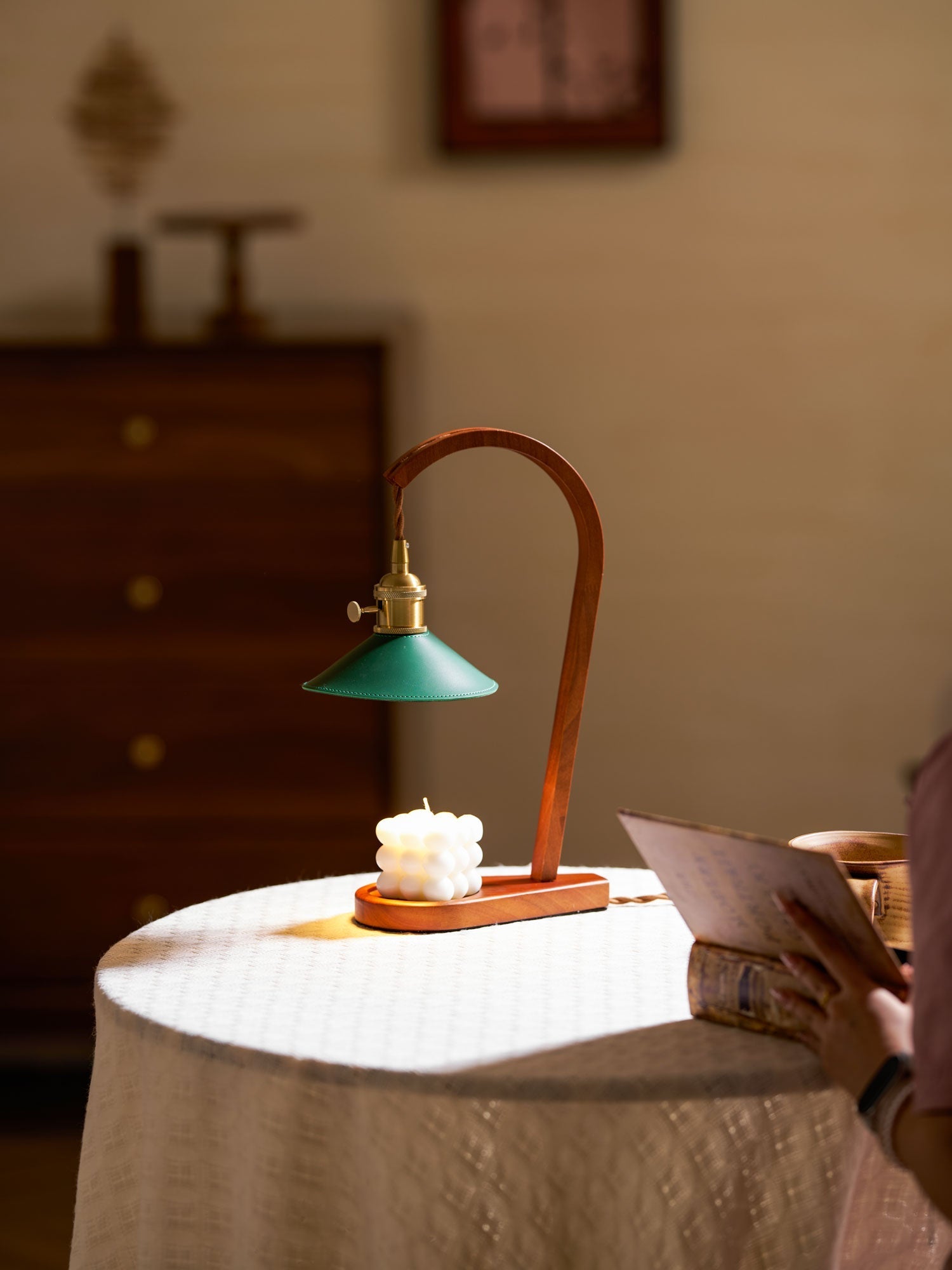 diosa-table-lamp-anzaz--21