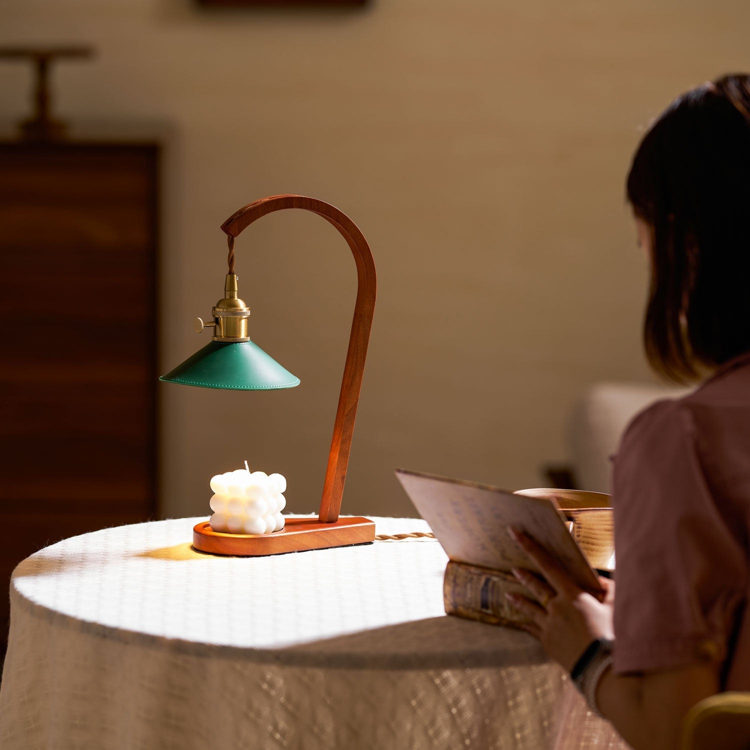 diosa-table-lamp-anzaz--22