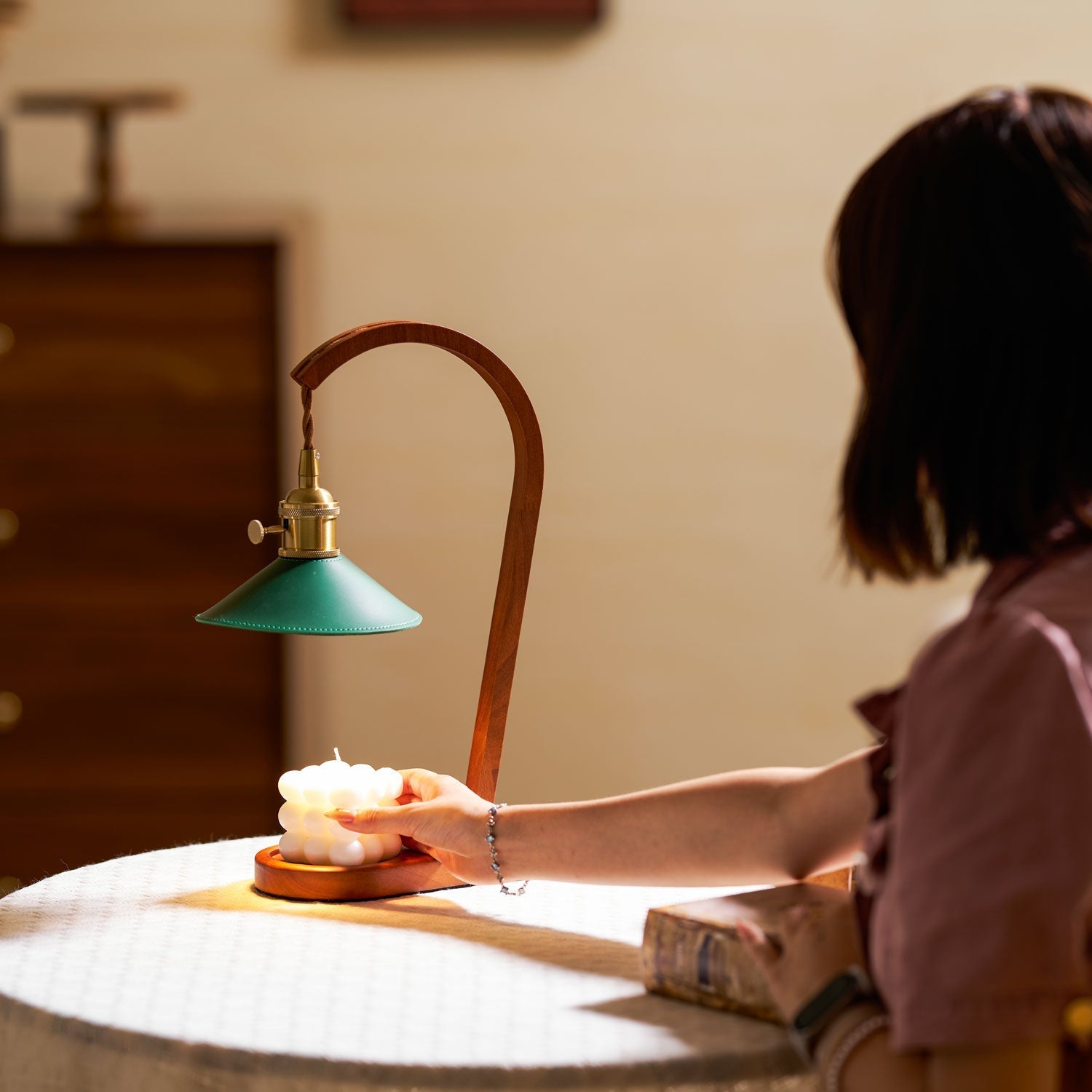 diosa-table-lamp-anzaz--23