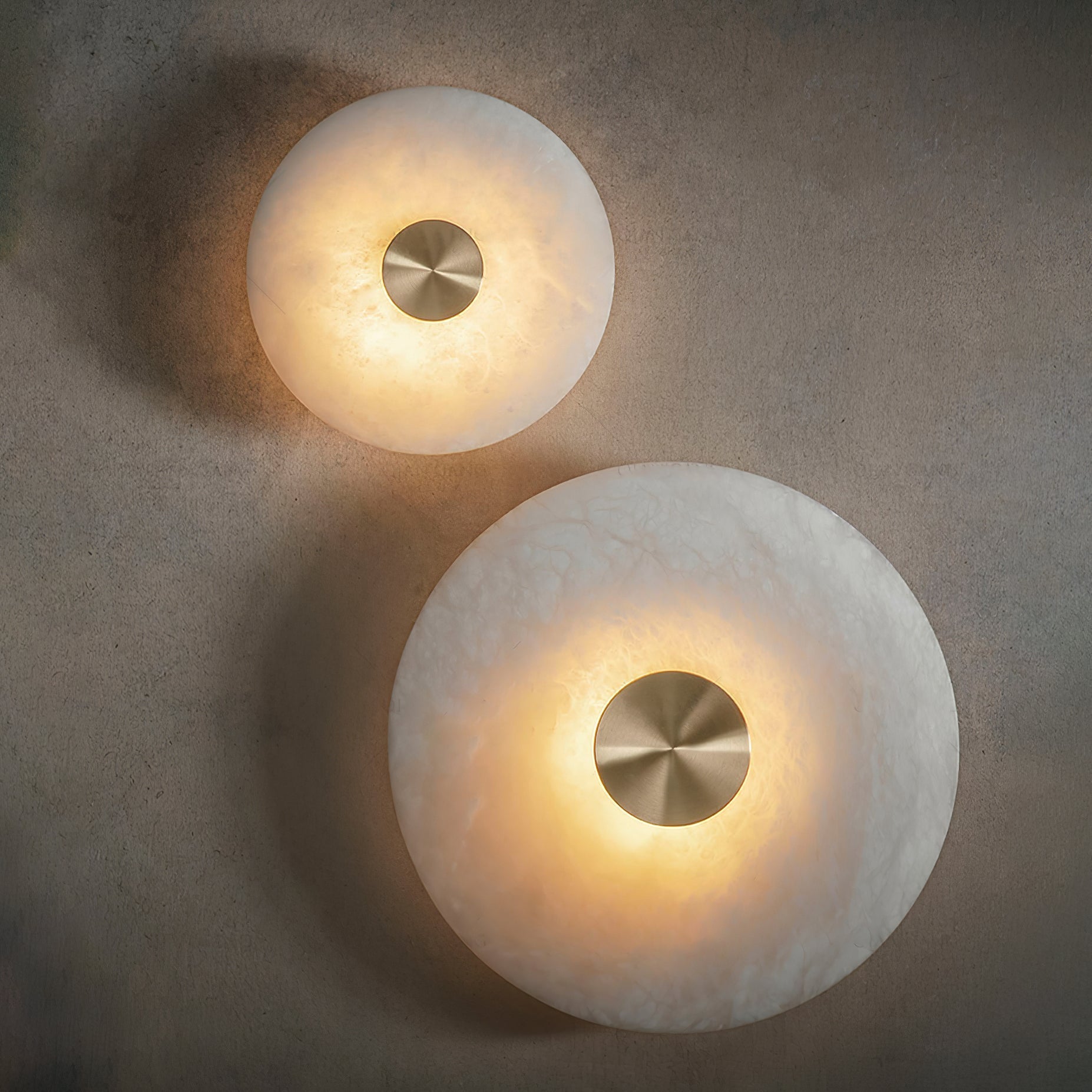 disc-shaped-alabaster-wall-light-anzaz-Brass & White-4