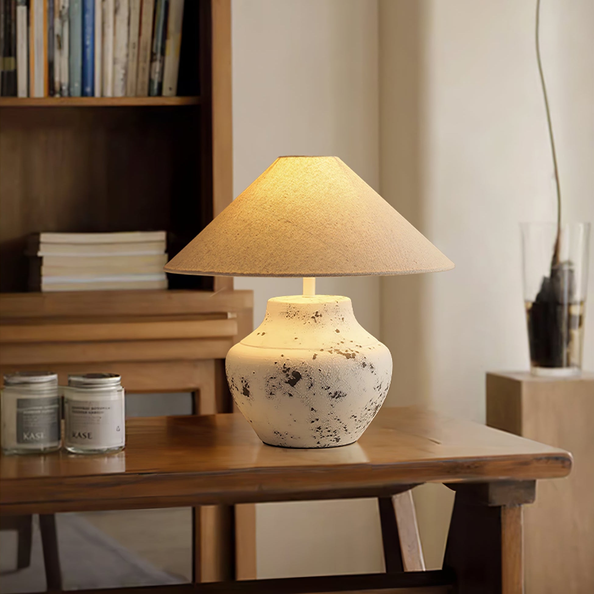 distressed-white-ceramic-table-lamp-anzaz--12