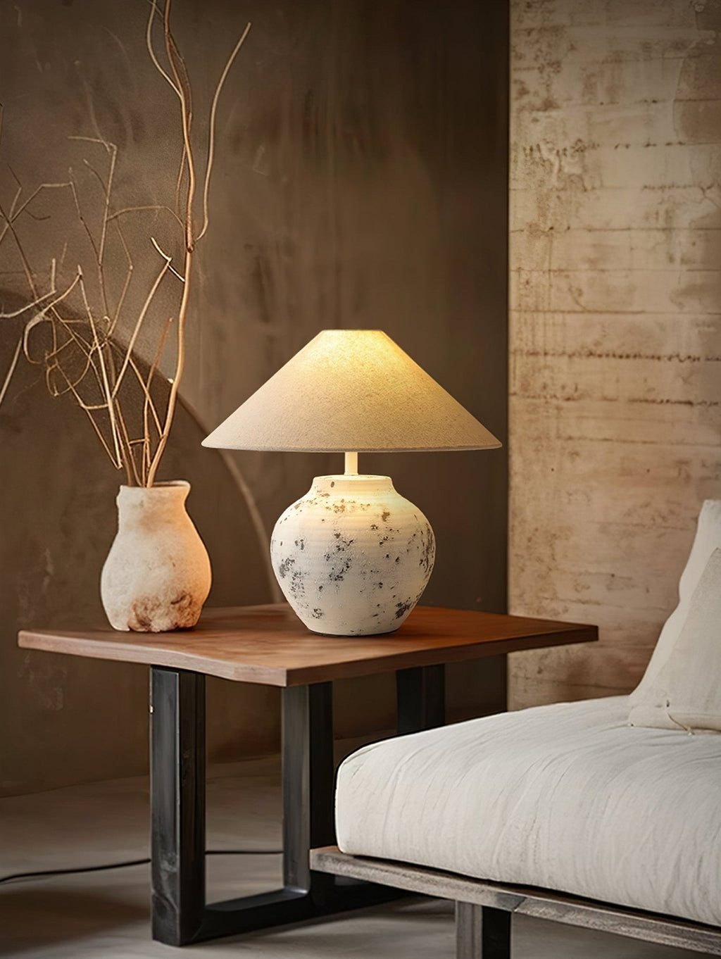 distressed-white-ceramic-table-lamp-anzaz-Distressed White-3