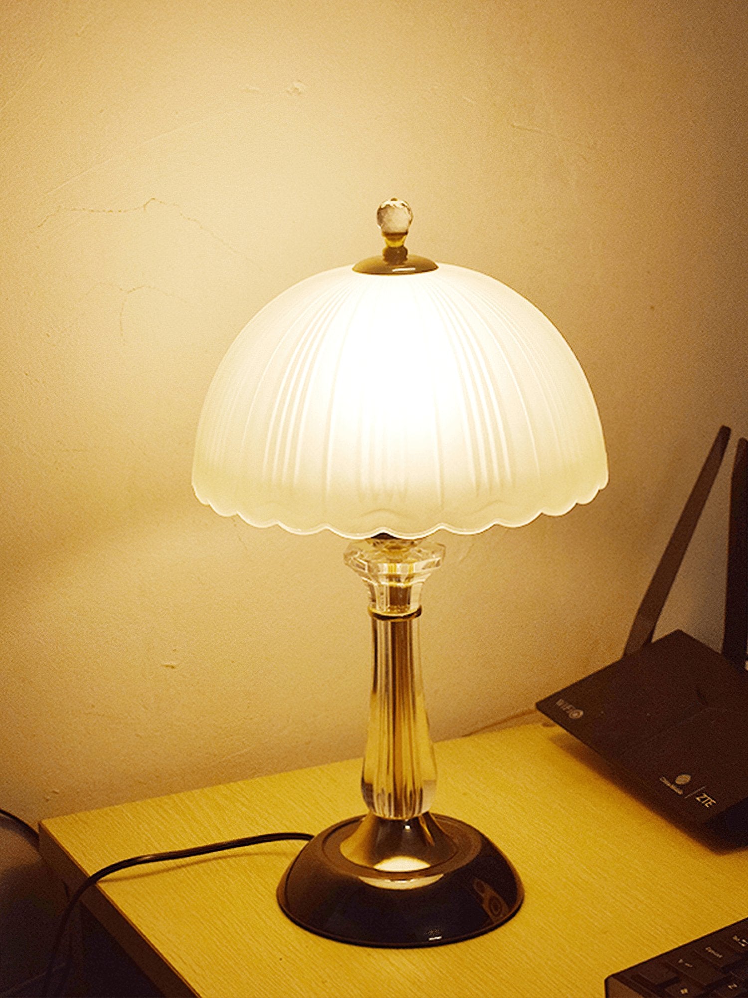 domed-glass-table-light-anzaz--13