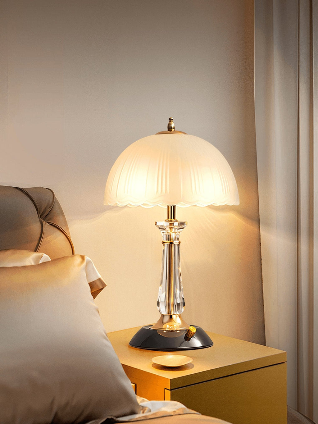 domed-glass-table-light-anzaz--11